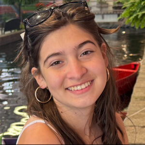 Laura Riefkohl-Castro (She/her)